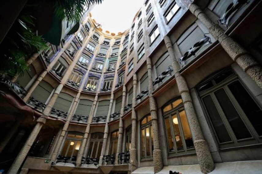 Casa Mila-3